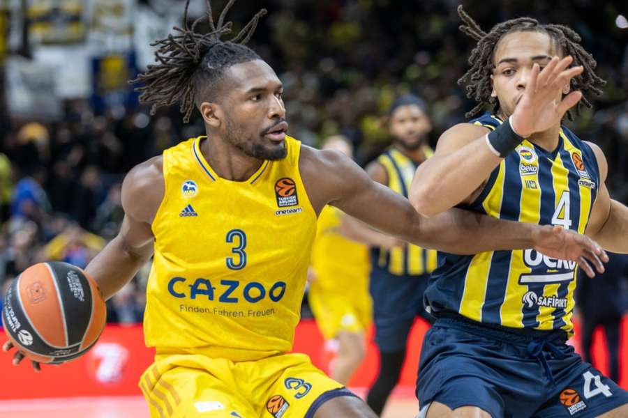 15 Punkte von Jaleen Smith reichten nicht: Alba Berlin setzt seine Niederlagenserie in der EuroLeague fort.