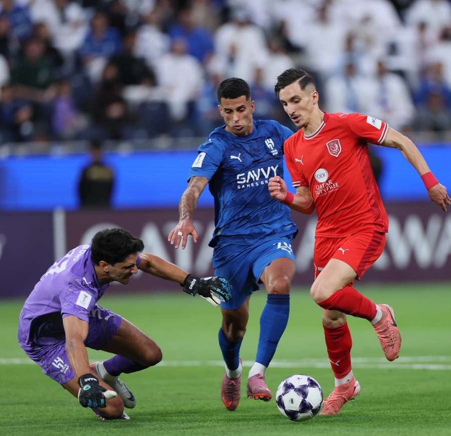 Al-Duhail tomou a virada em Riad
