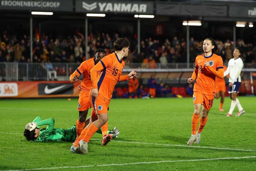 Jong Oranje speelt ook tegen beloften Engeland gelijk