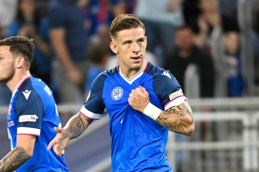Suslov patrí k pravidelným členom slovenského A-tímu. Suslov patrí k pravidelným členom slovenského A-tímu.