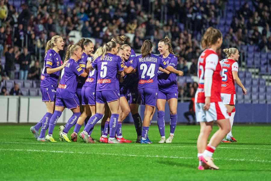 Penalty lépe zvládly hráčky Austrie Vídeň