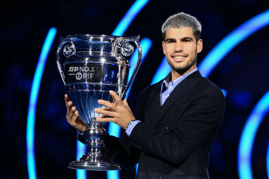 Carlos Alcaraz foi o melhor tenista de 2025 na ATP