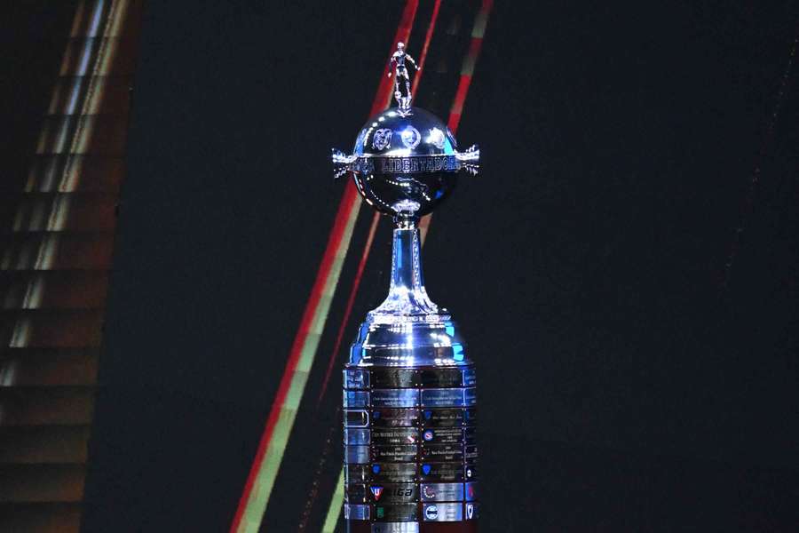 Libertadores volta nesta terça (11) após 75 dias de pausa Libertadores volta nesta terça (11) após 75 dias de pausa