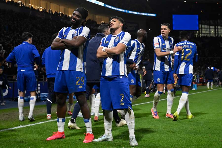 Moffi celebra pelo FC Porto