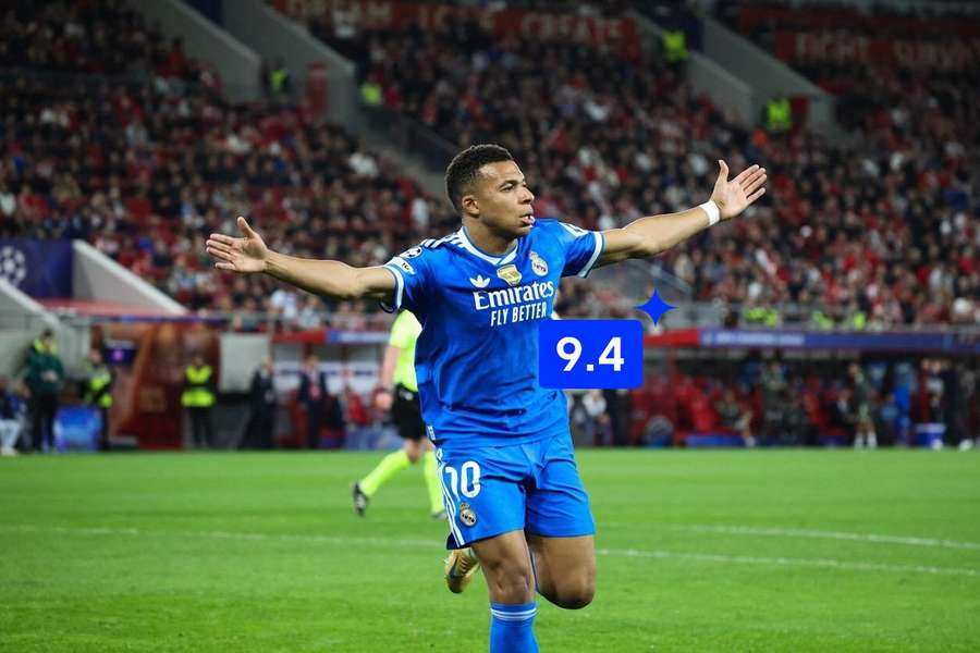 Mbappé a impresionat cu patru goluri împotriva lui Olympiakos Mbappé a impresionat cu patru goluri împotriva lui Olympiakos