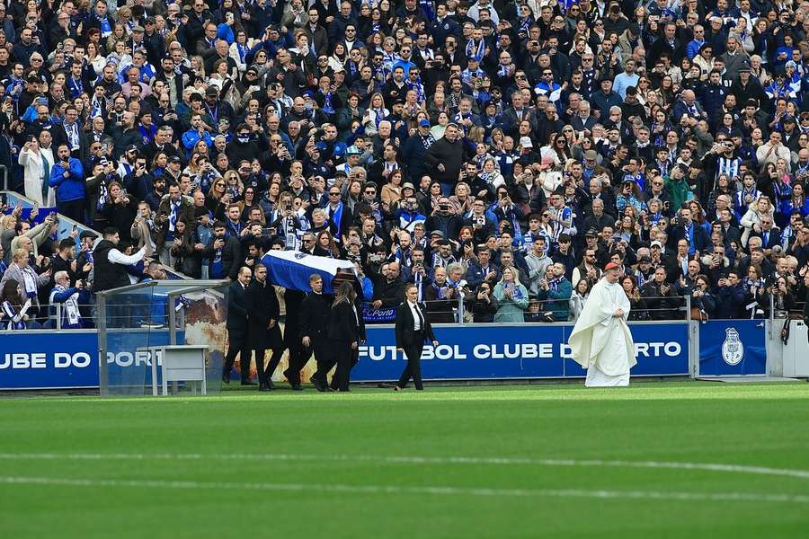 Frederico Varandas tomou posição oficial após falecimento de Pinto da Costa