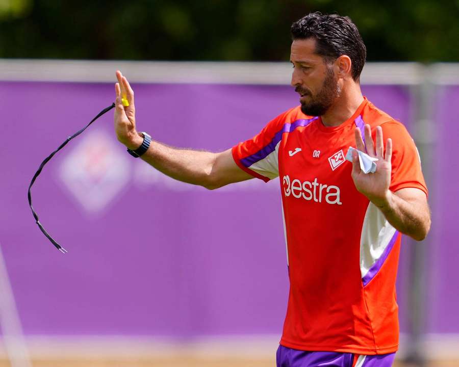 Damià Abella, en un entrenamiento de la Fiorentina Damià Abella, en un entrenamiento de la Fiorentina