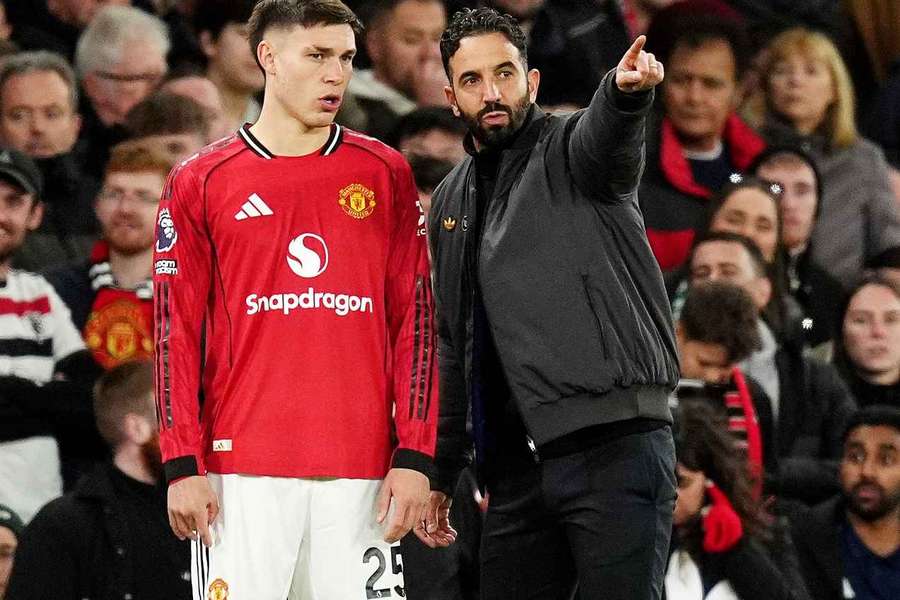 Amorim e Ugarte lado a lado