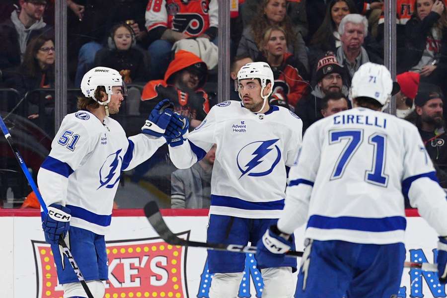 Tampa Bay Lightning niepokonani od dziewięciu meczów