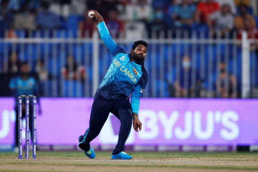 Sri Lanka knock out Afghanistan after Hasaranga, de Silva shine