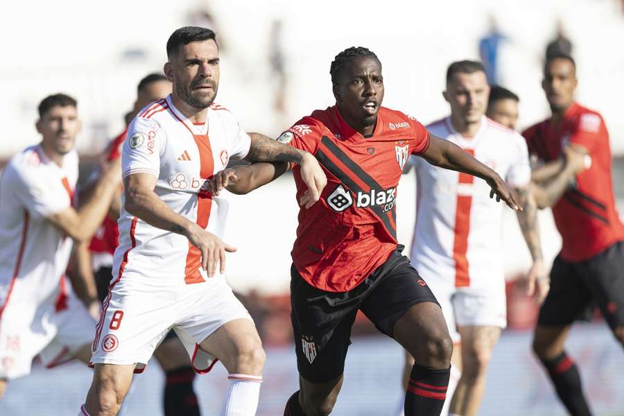 Atlético Goianiense conseguiu primeira vitória em casa