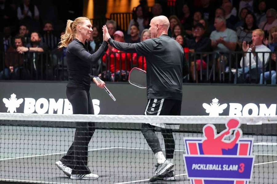 Były tenisista Andre Agassi rozpocznie profesjonalną karierę w pickleballu
