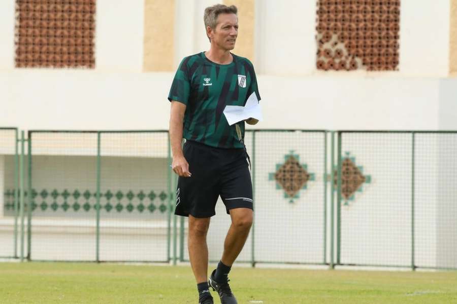 Alexandre Santos, treinador do Sfaxien