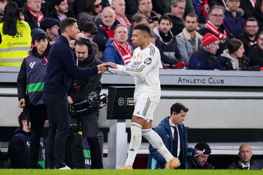 Mbappé y Xabi Alonso