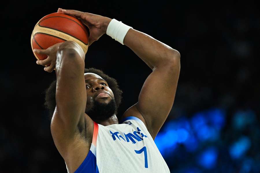 Guerschon Yabusele durante os Jogos Olímpicos pela França