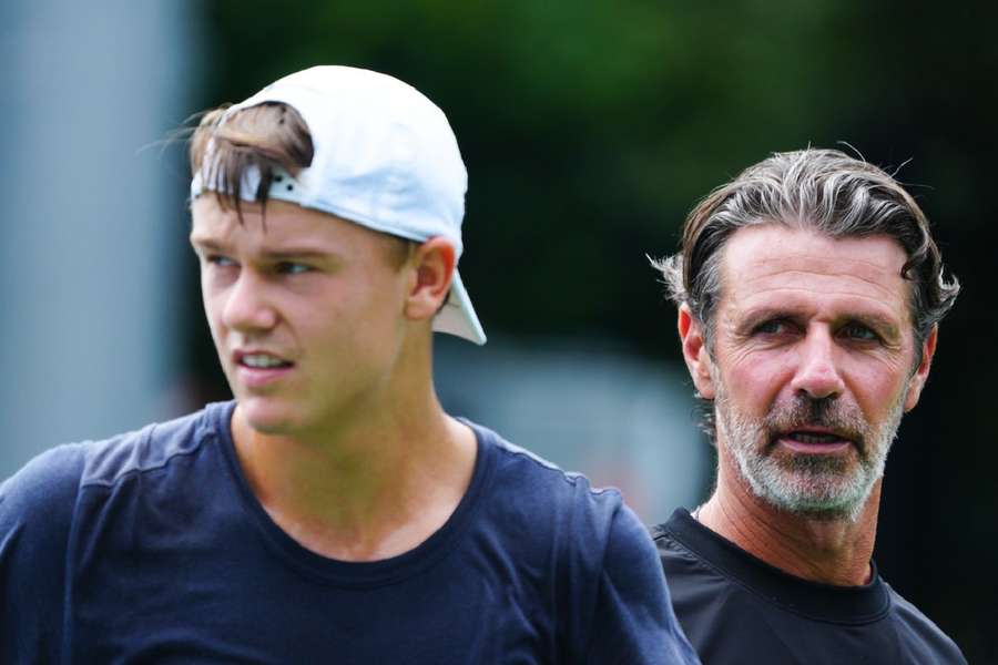 Holger Rune, alături de Patrick Mouratoglou