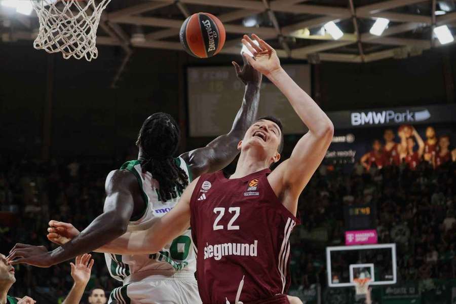 Brankovic en el partido Panathinaikos-Bayern