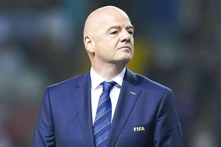 Gianni Infantino durant la cérémonie des médailles et du trophée du Mondial U20 féminin. 