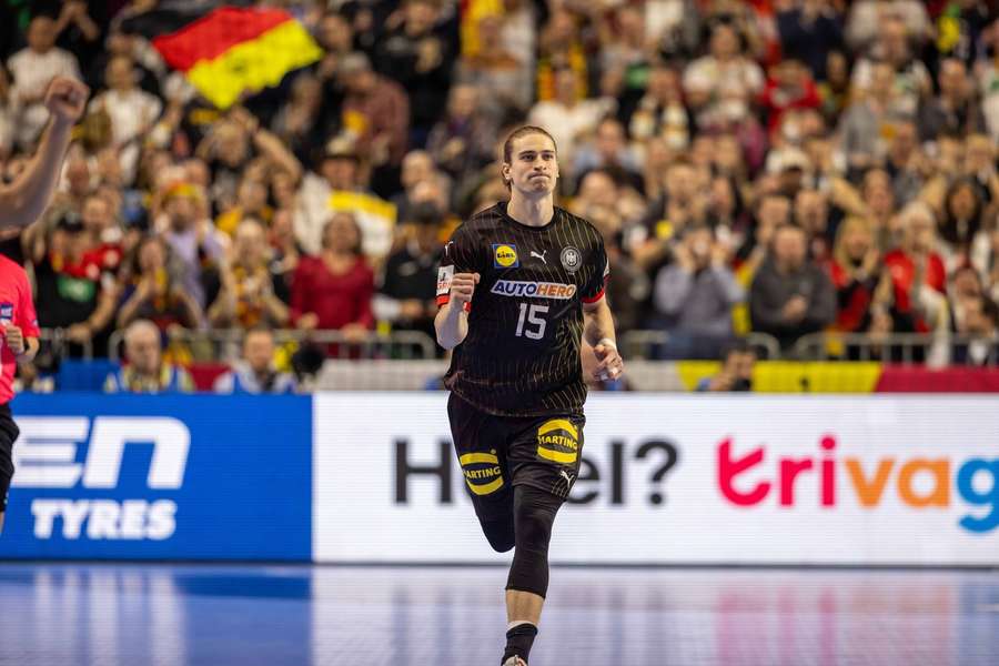 Juri Knorr und die deutschen Handballer sind direkt wieder in der Heimat gefordert.