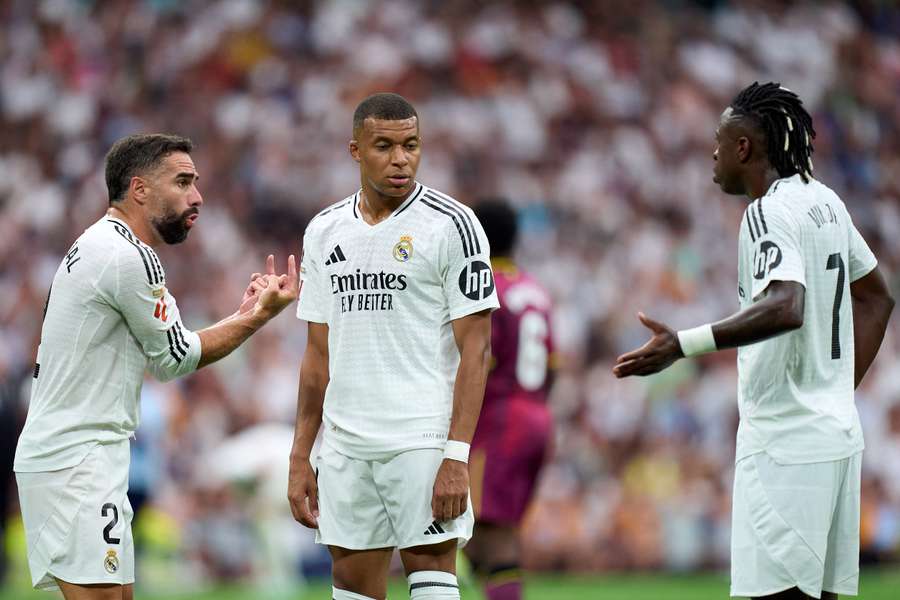 Los tres están en el once.
