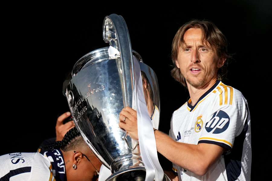 Luka Modric seguirá un año más en el Madrid