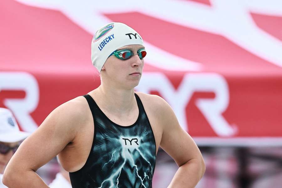 Katie Ledecky logra su propio récord de los 800 m libres.