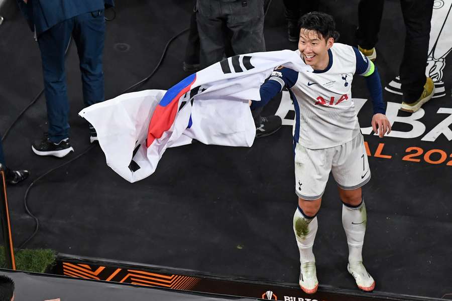 유로파 손흥민 우승이라니........ 해피엔딩 가네 진짜