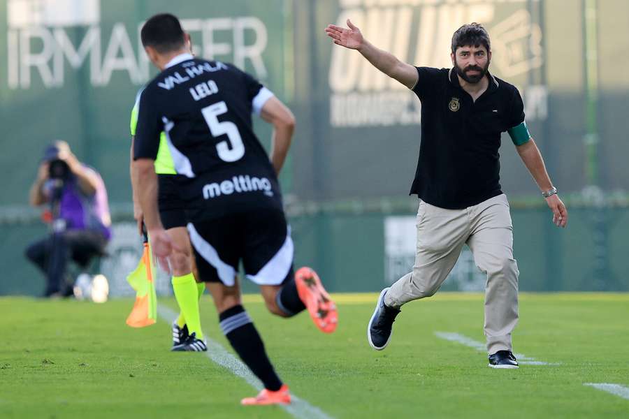 Luís Freire desiludido com o empate