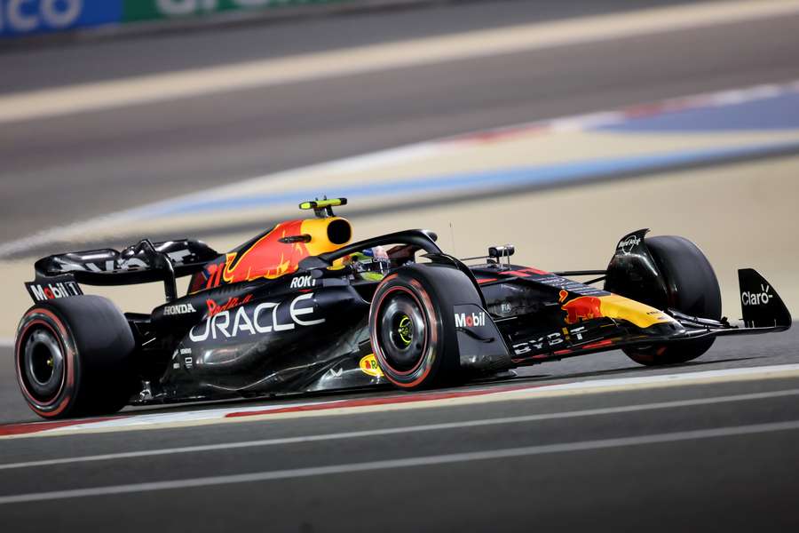 Verstappen fährt in Bahrain allen davon und startet perfekt in die neue Saison.