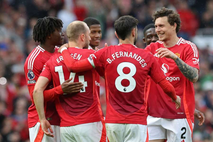 Lindelof e Eriksen ficam livres