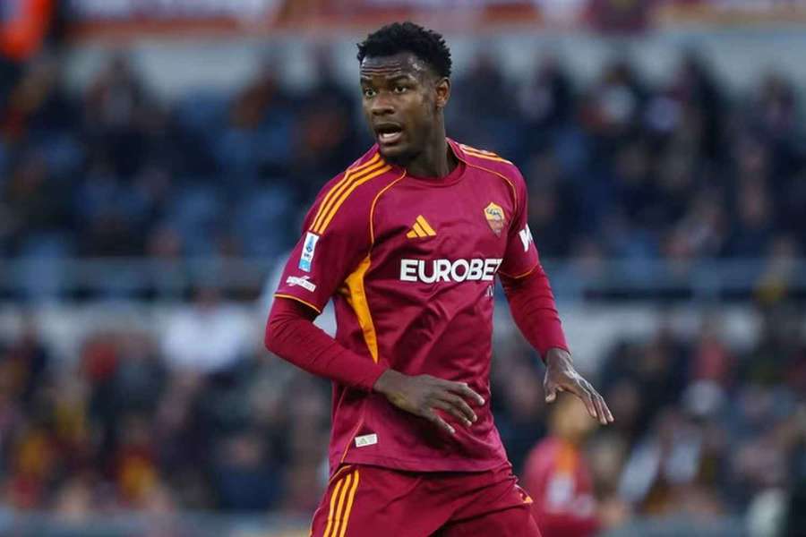 PŘESTUPY ONLINE: Barcelona hledá obránce v Římě, Brandt by si mohl zahrát v Serii A