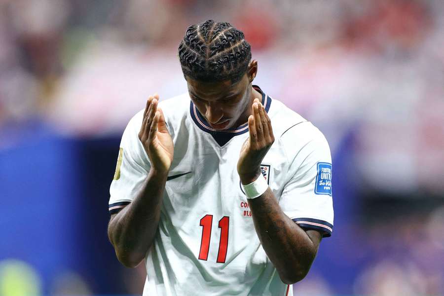 Rashford réagit lors d'un match pour l'Angleterre