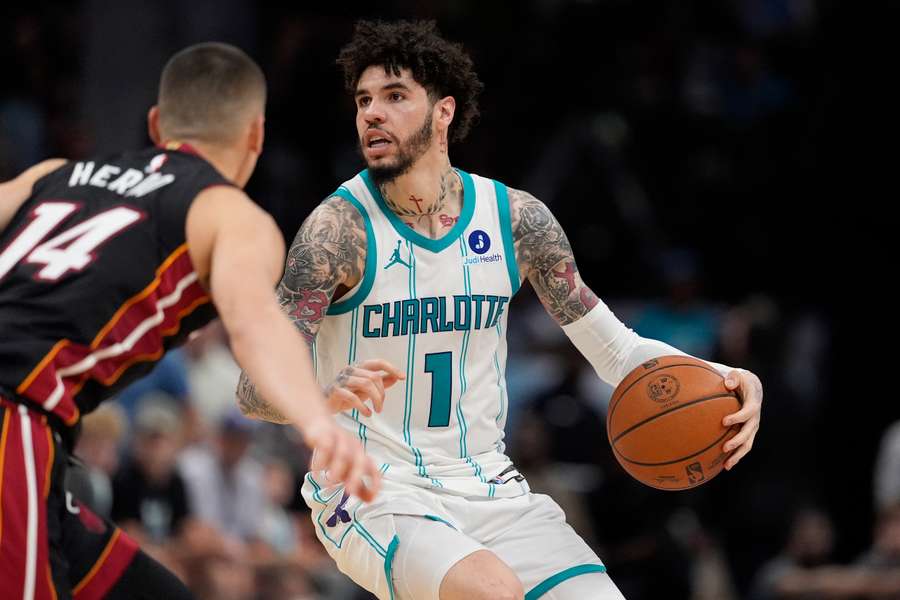 LaMelo Ball cette nuit.