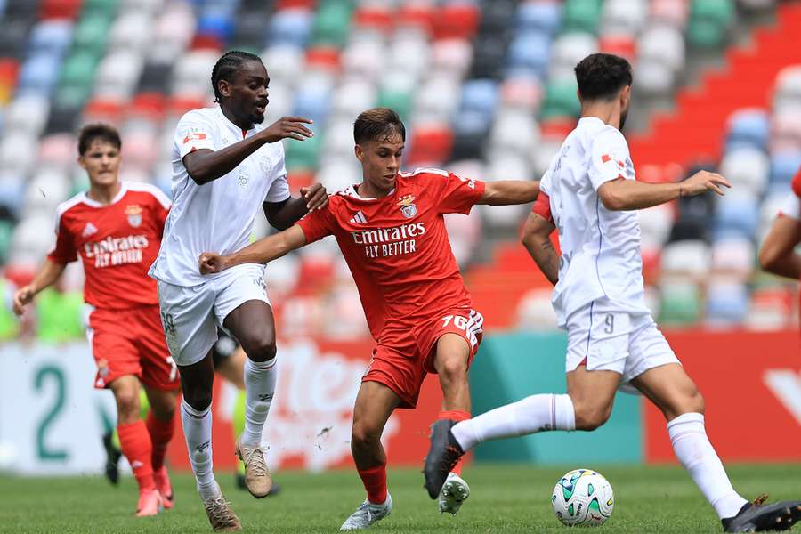 Benfica B levou a melhor diante da União de Leiria Benfica B levou a melhor diante da União de Leiria