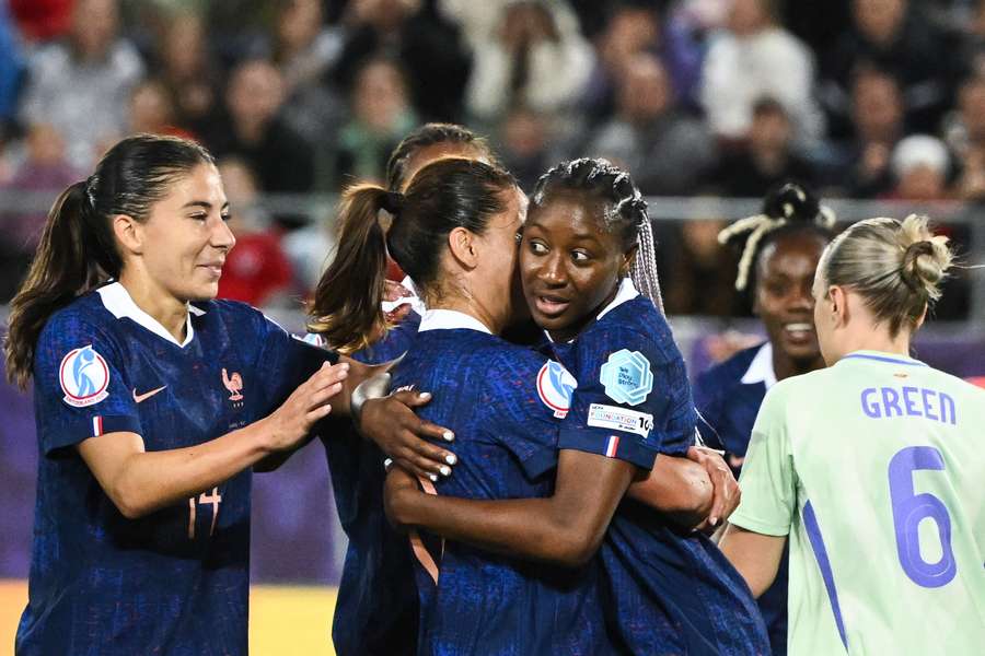 France leave Wales on the brink of Women's Euros exit