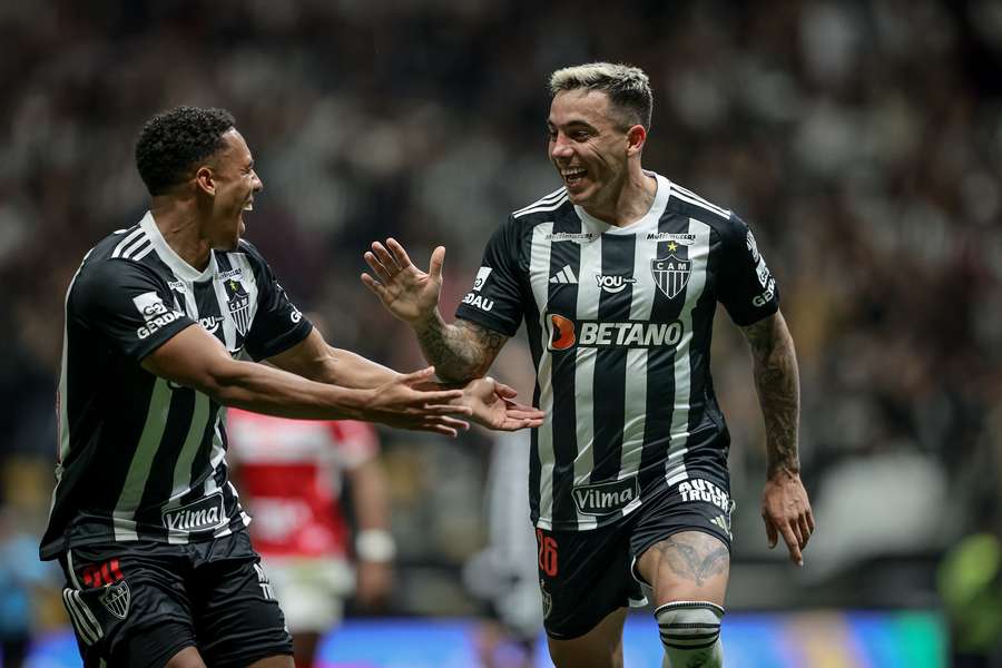 Renzo Saravia fez dois gols na boa vitória do Galo sobre o CRB