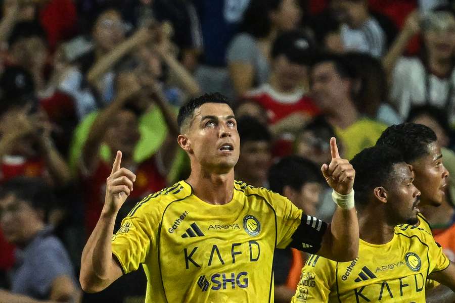 Cristiano Ronaldo după ce a marcat golul 100 pentru Al Nassr Cristiano Ronaldo după ce a marcat golul 100 pentru Al Nassr