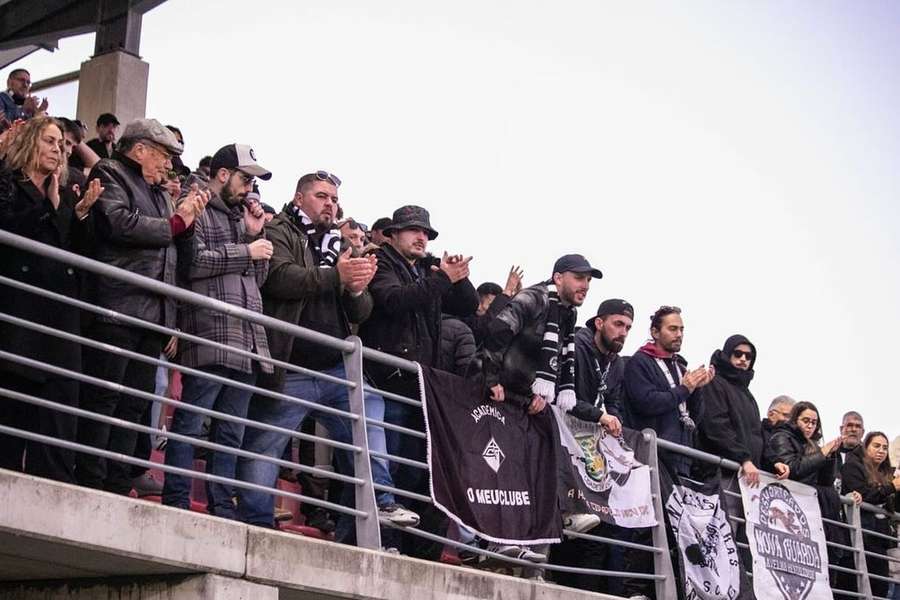 Adeptos num jogo do Espinho