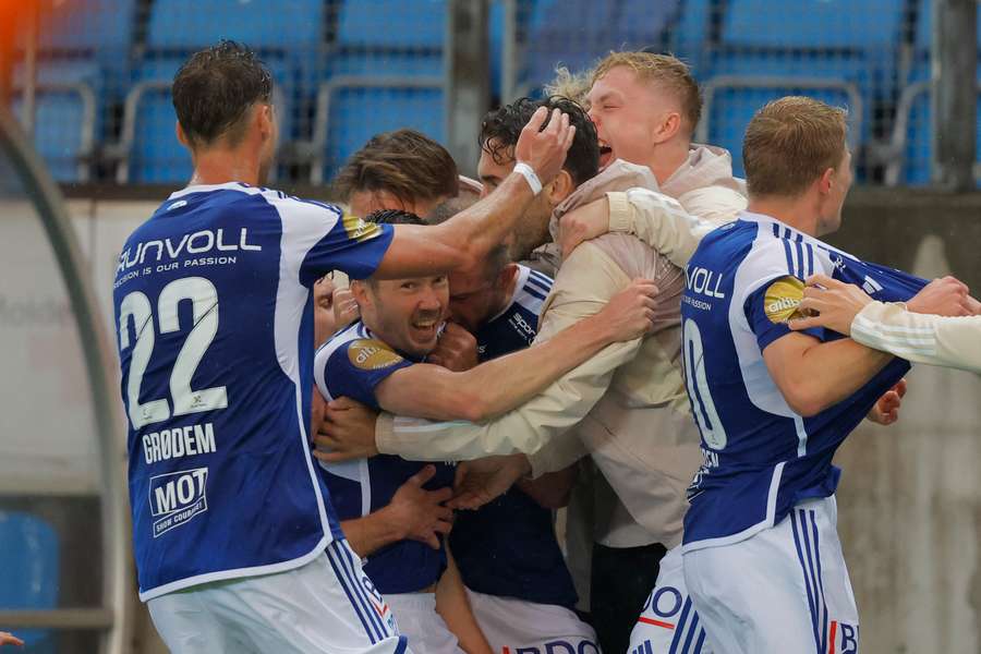 KÍ Klaksvik belandde in de groepsfase door een gewonnen penaltyreeks tegen Molde