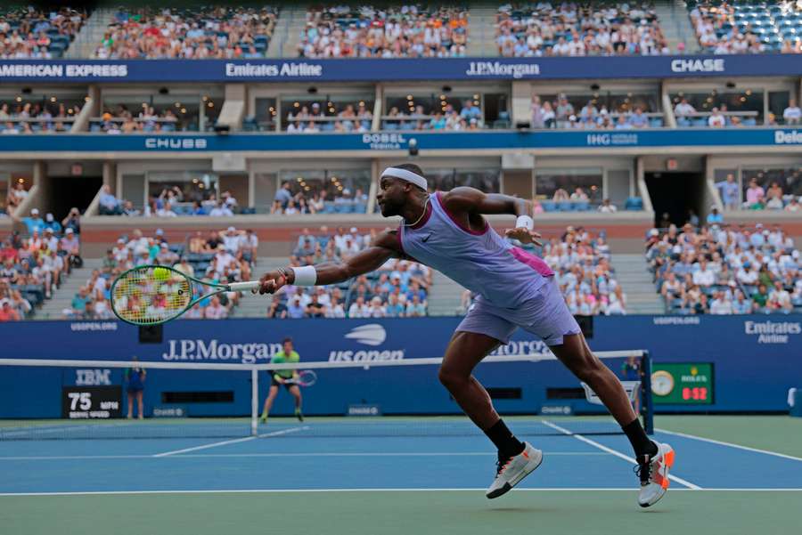 Frances Tiafoe on court 