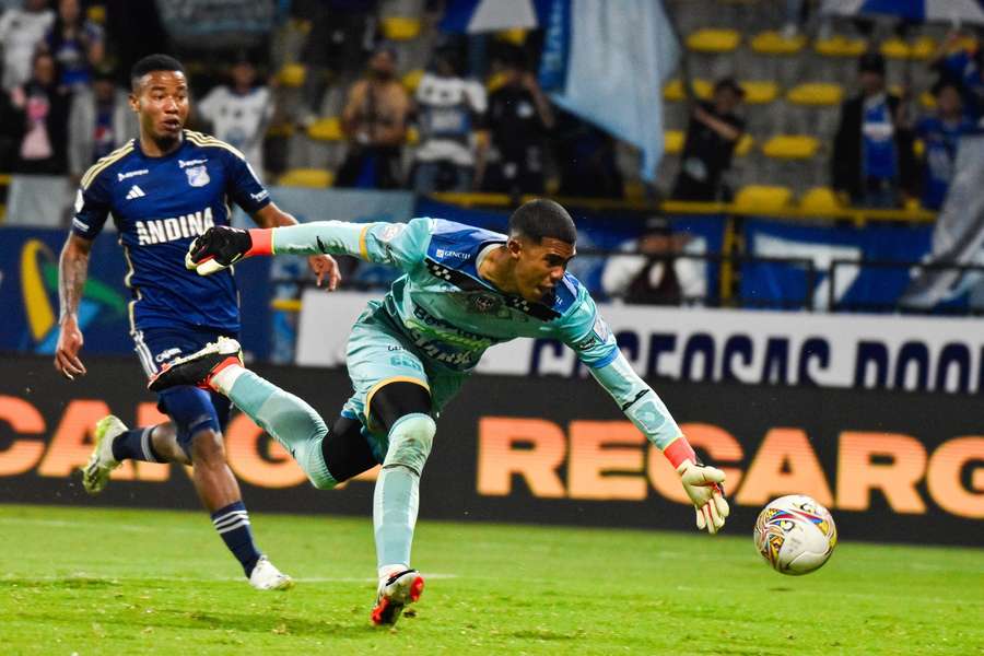 Juan Castillo, guarda-redes colombiano de 22 anos do Fortaleza