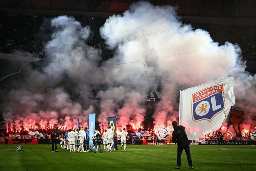 O Estádio Groupama deve estar quente para receber o Lille.