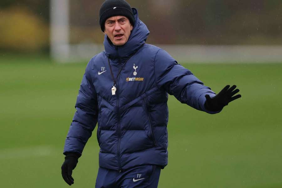 Alan Hutton exclusive: Spurs fans shouldn't judge Frank just yet Alan Hutton exclusive: Spurs fans shouldn't judge Frank just yet