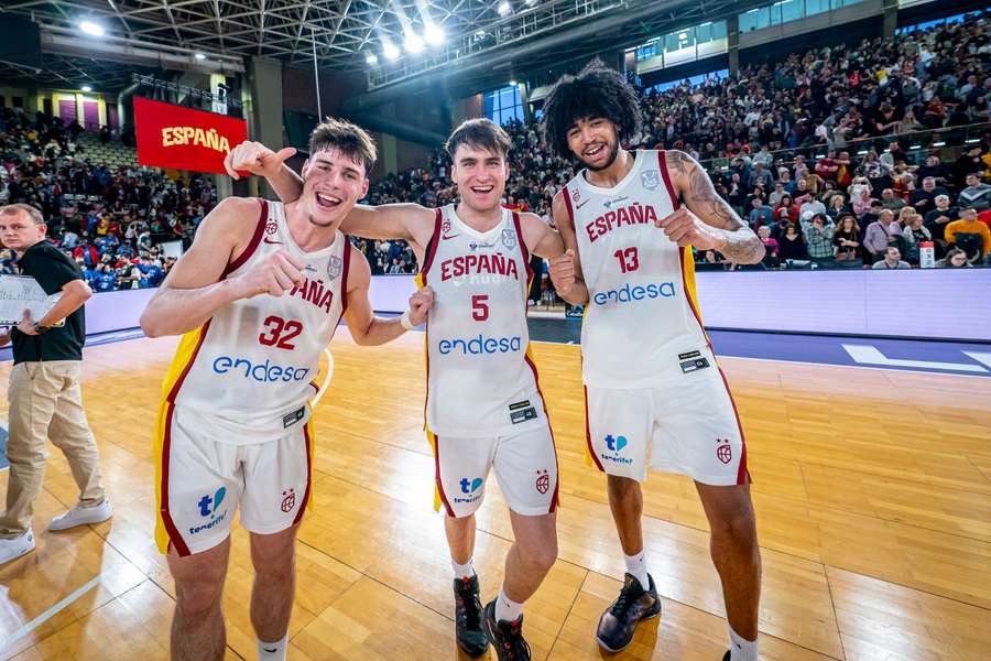 Mario Saint-Supery, Rafa Villar e Izan Almansa