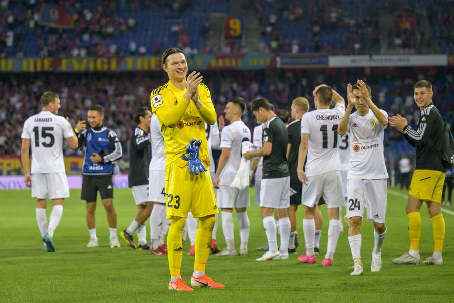 Ivan Konovalov je ruský brankár na súpiske Tobolu.