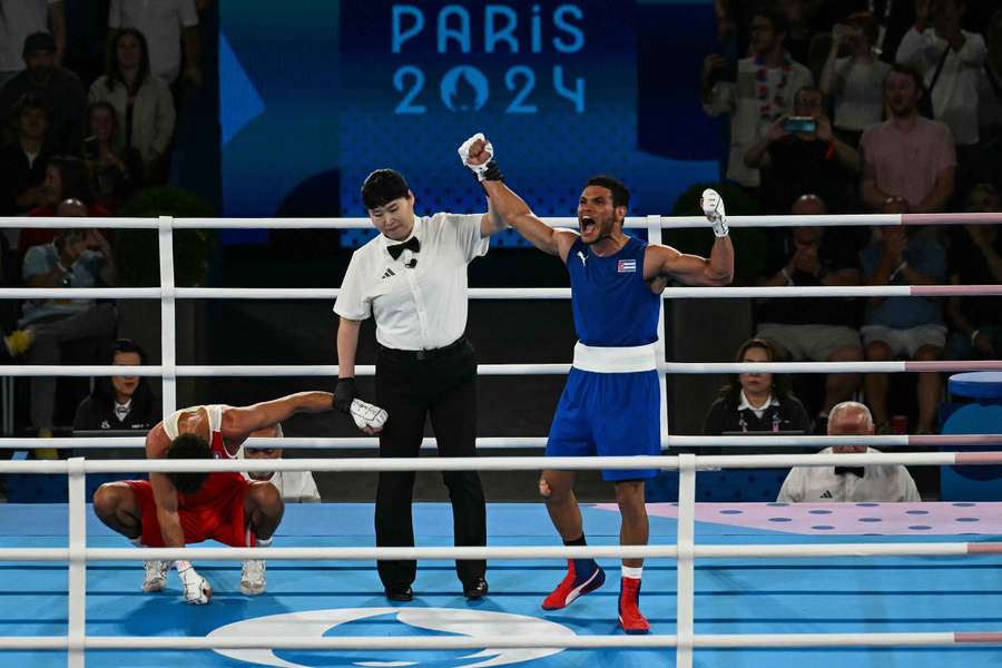 Sofiane Oumiha abattu à l'annonce de sa défaite