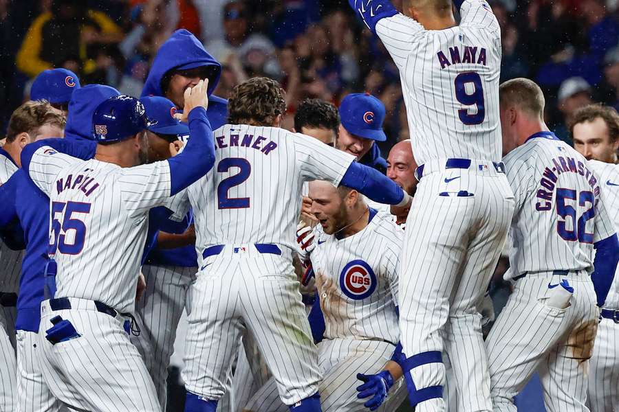 Chicago Cubs inflicted a second defeat in three games on the San Diego Padres