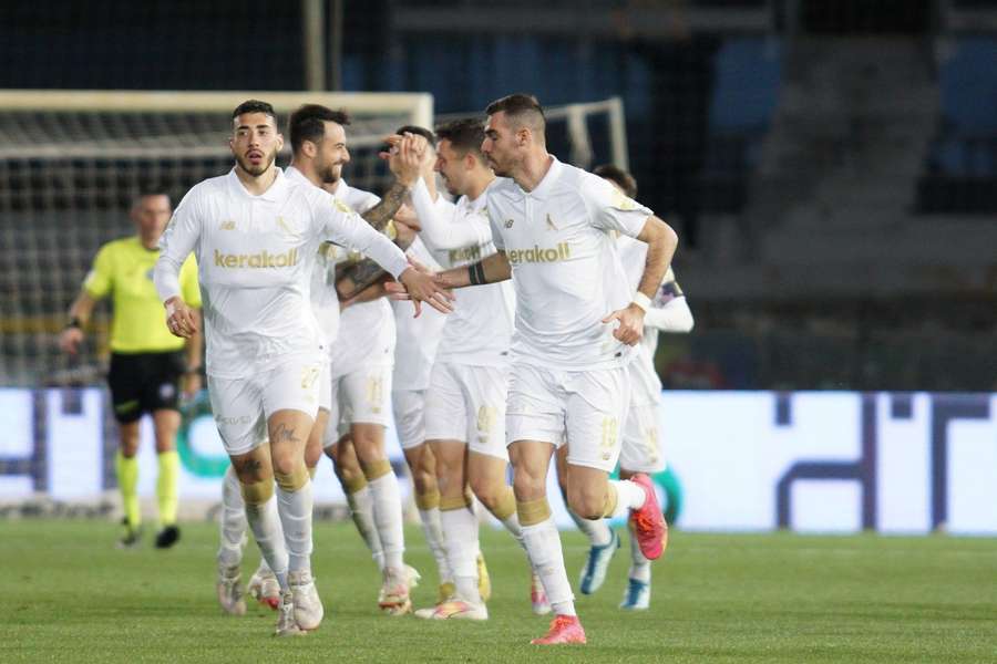 L'esultanza del Modena sul gol dell'1-1