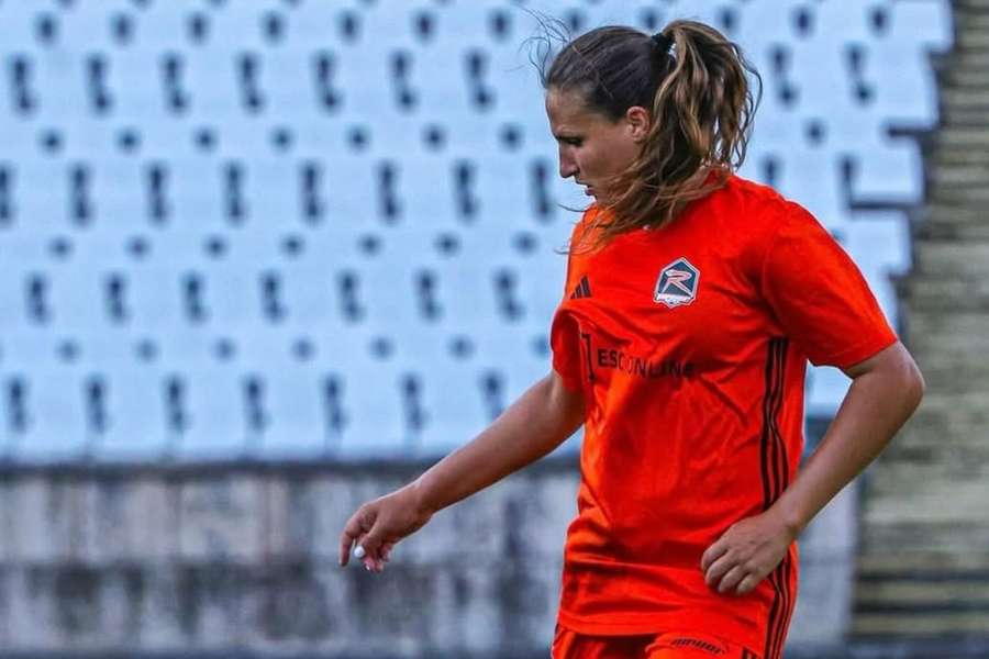 Vanessa Marques de saída do Racing