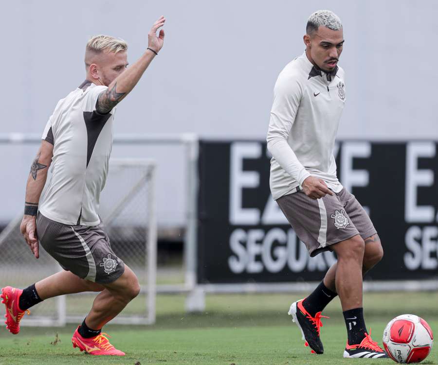 Pedro Henrique e Matheuzinho já fizeram primeiro treino pelo Corinthians
